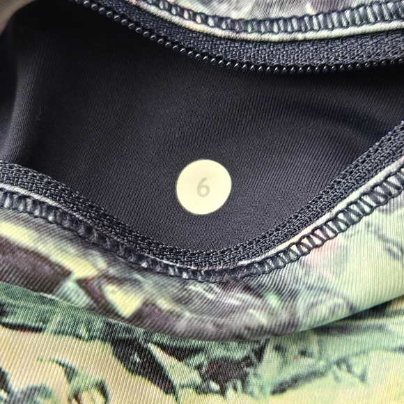 Lululemon Run: Inspire Crop II *All Full-On Luxtreme Iridescent Multi Size 6 - Picture 6 of 7